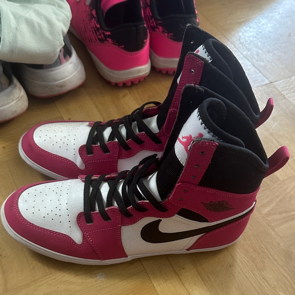 Nike kids Black and Pink Sneakers